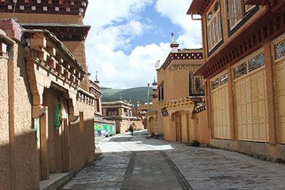 勒通古镇·千户藏寨旅游景区